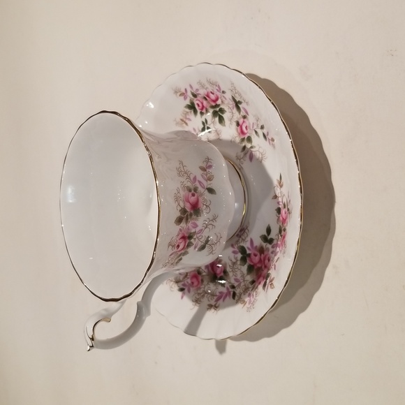 Vintage tea cup and SAUCE - Picture 2 of 12